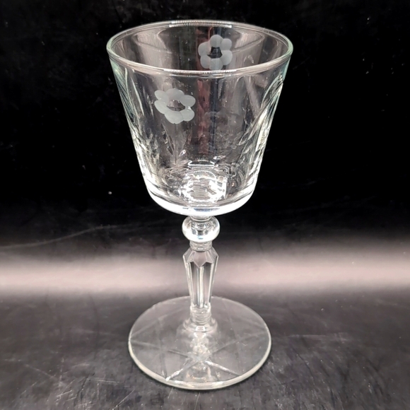 Libbey Rock Sharpe Sherry / Cordial / Wine Glass - 5.5" - Set of 3 - Picture 3 of 4